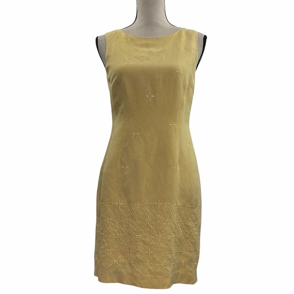 Agb Dress Petite Byer California Yellow Embroidered Sleeveless Sheath Mini Dress